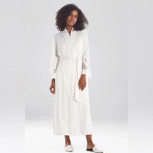 NEW Natori White Silk Long Robe with Lace trim New in Bag with tags size L